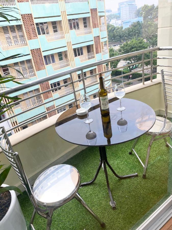 Home Away Do Quang Dau- Homestay, City Center, D1 ホーチミン市 エクステリア 写真