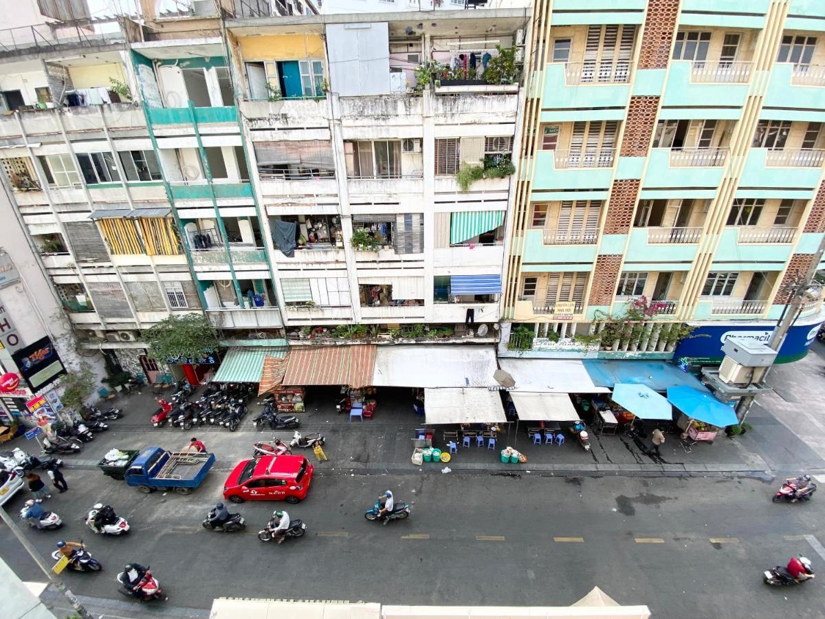 Home Away Do Quang Dau- Homestay, City Center, D1 ホーチミン市 エクステリア 写真